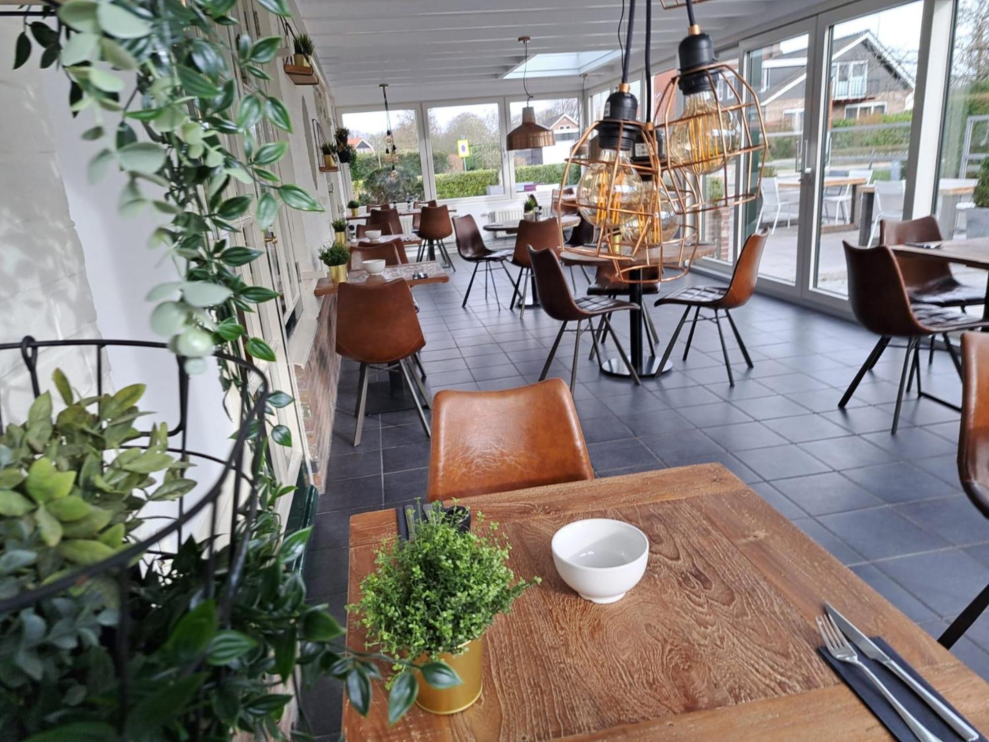 Strandhotel Dennenbos Hotel 3*