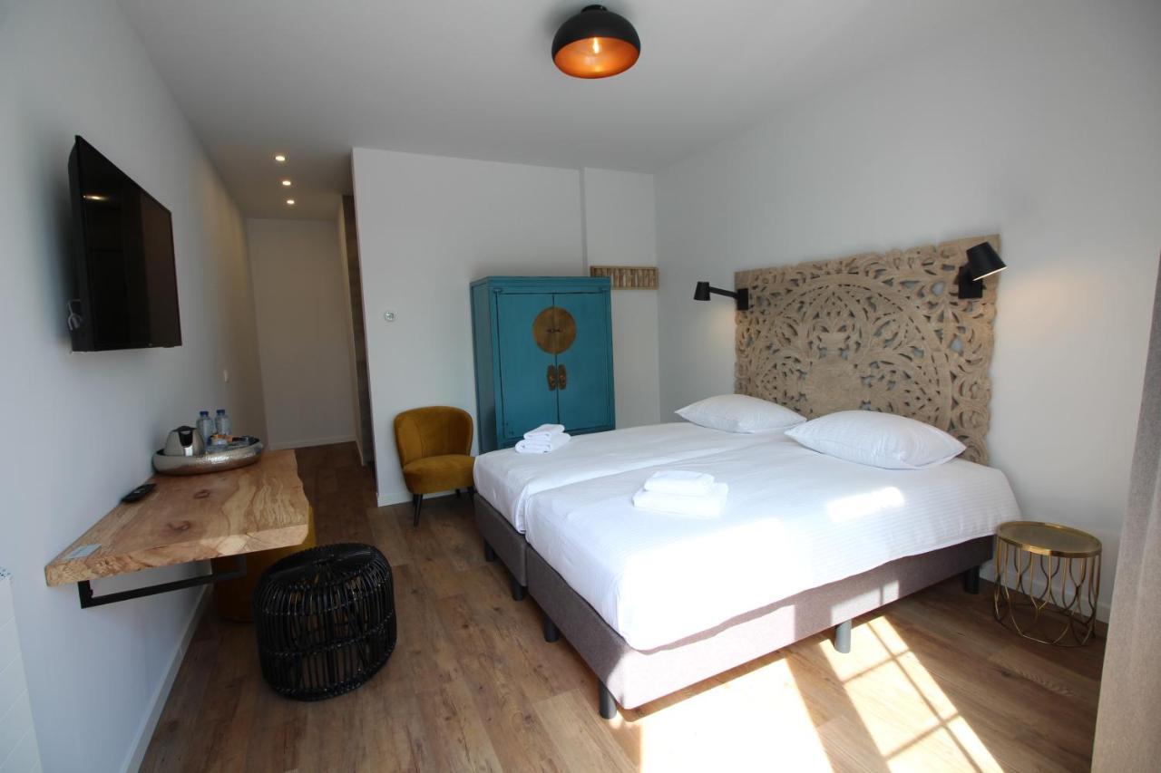 Hotel Strandhotel Dennenbos 3*